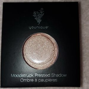 Younique pressed eyeshadow